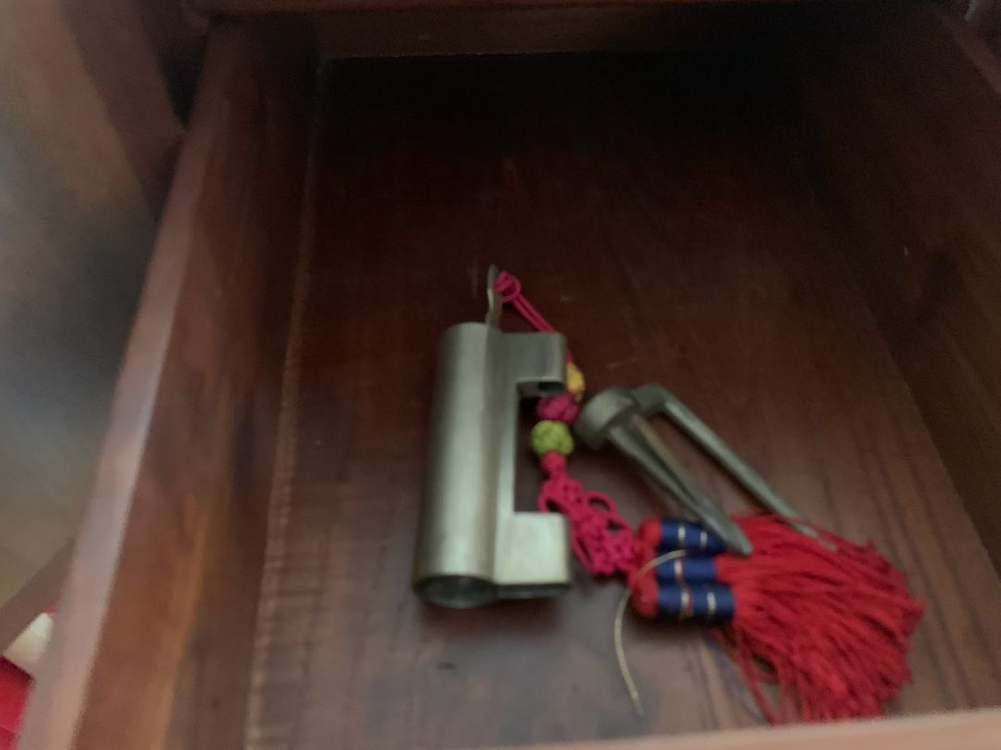 고가구 전통 경대 거울 서랍장 이미지