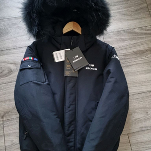 아이더 스투키 구스다운 숏패딩 블랙 S 이미지