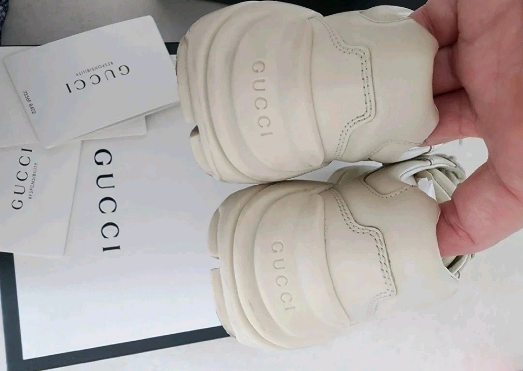 구찌 키즈 애플 라이톤 28 사이즈--3