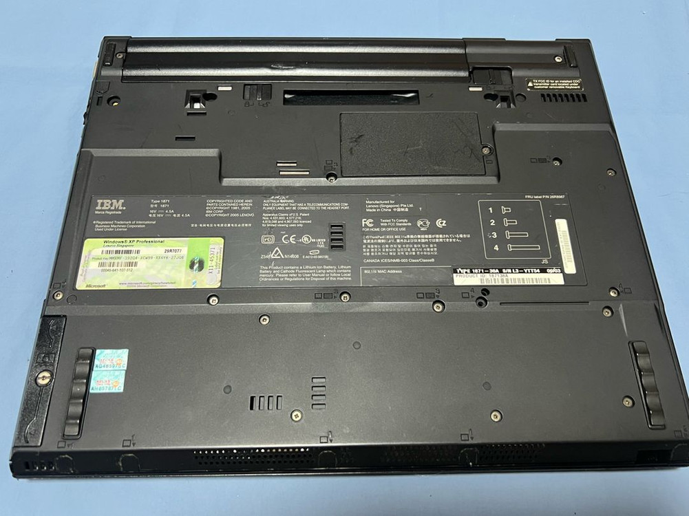 IBM ThinkPad T42 노트북 판매합니다. 이미지