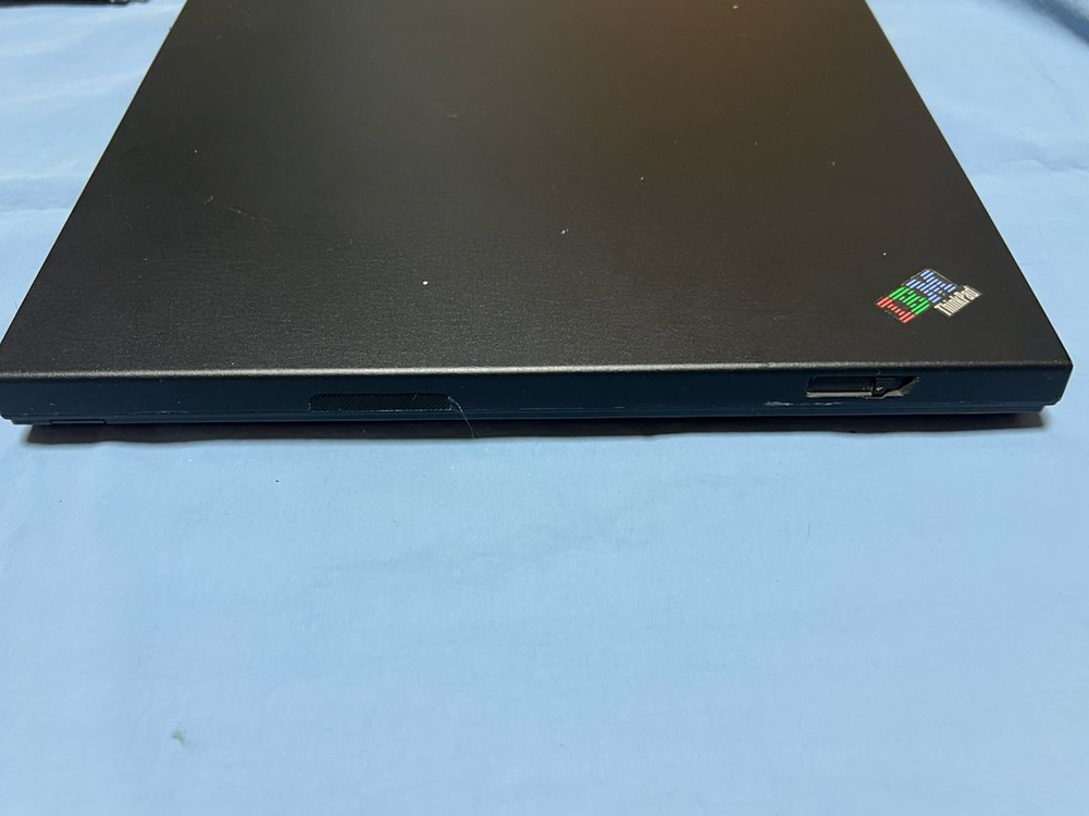 IBM ThinkPad T42 노트북 판매합니다. 이미지