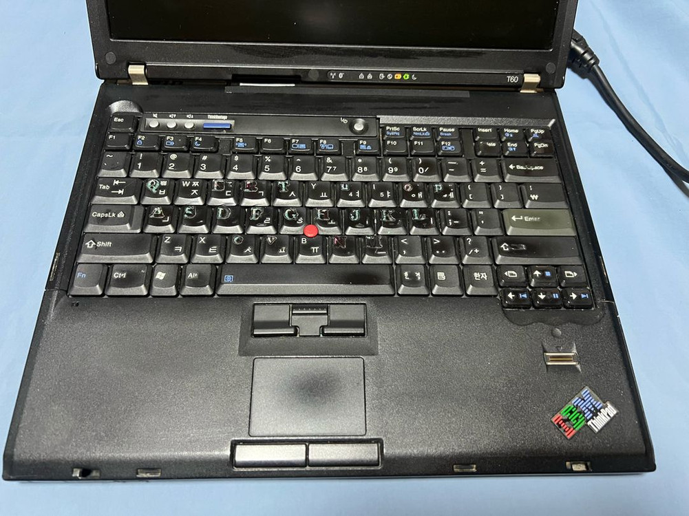 IBM ThinkPad T60 노트북 판매합니다. 이미지