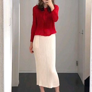 이세이미야케 쉬폰트위스트 단추 가디건 ~