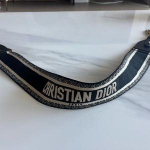 디올 가방 스트랩