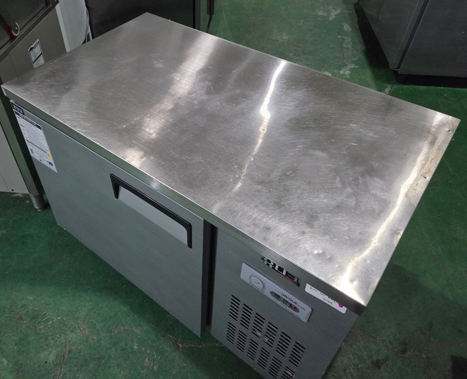 유니크 1200 테이블 냉장고--1