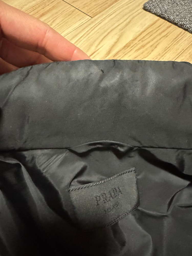 프라다 리나일론 삼각로고 패딩 다운 재킷 54사이즈 SGY091 블랙--2