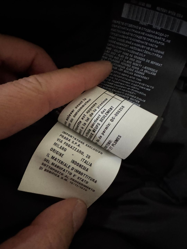 프라다 리나일론 삼각로고 패딩 다운 재킷 54사이즈 SGY091 블랙--7