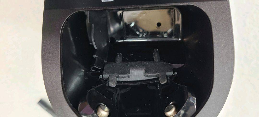 브라운 면도기 시리즈8. 8560 세처기포함 새상품입니다--9