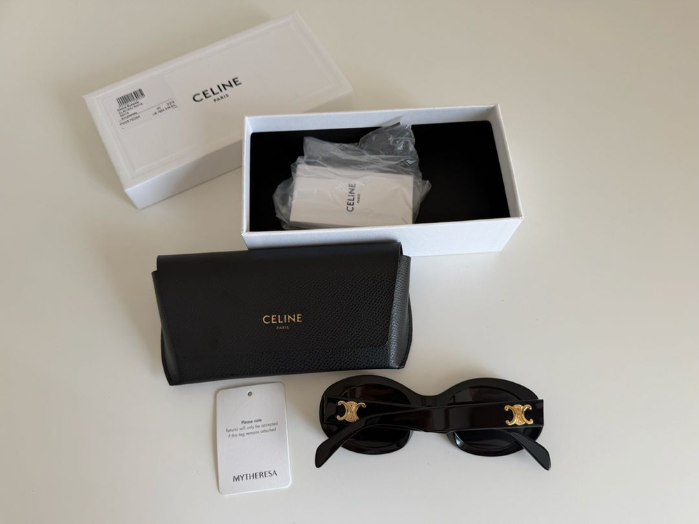 셀린느 트리옹프 오벌 선글라스 이미지