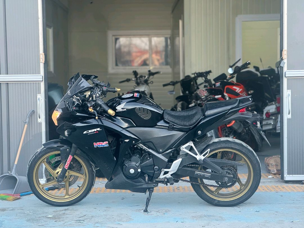 혼다CBR250R/11년식/5만키로/105만원 이미지