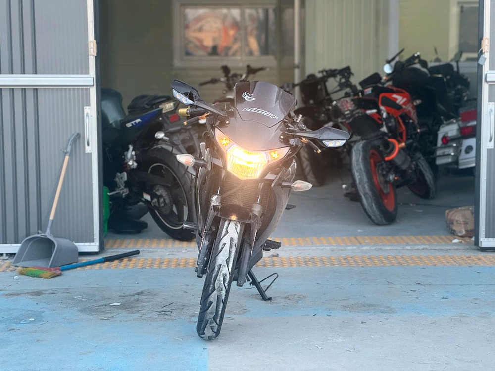 혼다CBR250R/11년식/5만키로/105만원 이미지