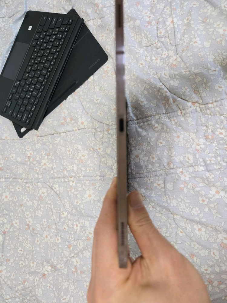 갤럭시탭s7+ lte 256 + 키보드 세트(펜없음) 이미지