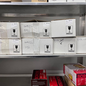 안캅 머그잔 및 유리잔 다수 판매합니다. (수량 다수)