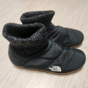 노스페이스 패딩부츠 방한화 230사이즈