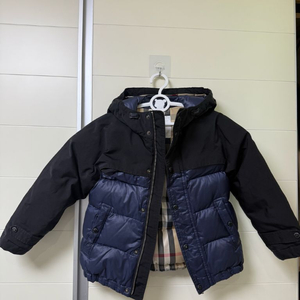 버버리 키즈 패딩 정품 6Y 116cm