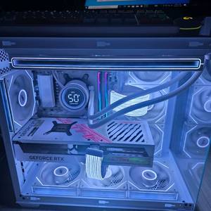 라이젠7 9800X3D RTX4080S 슈퍼PC 팝니다 이미지