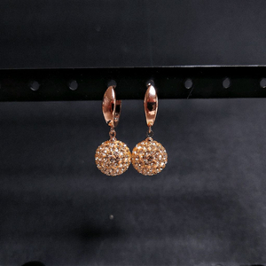 [새상품,선물박스포장]볼드한 스와로브스키스톤 볼 링귀걸이/목걸이 반지 팔찌 진주 샤넬 14k 18k 반클리프 디올