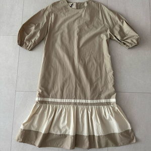 레이에이버리 원피스 프리사이즈 55-66사이즈