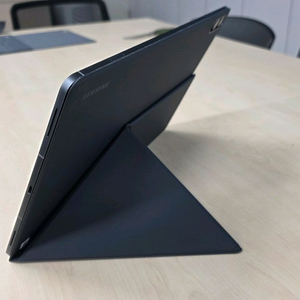 갤럭시탭s11울트라 북커버 팝니다