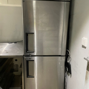 스키피오 업소용 냉장, 냉동고 25box 판매합니다.