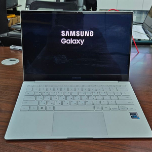 삼성 갤럭시북2 프로 i7 12세대 NT930/931XED 초경량노트북 매입합니다 이미지