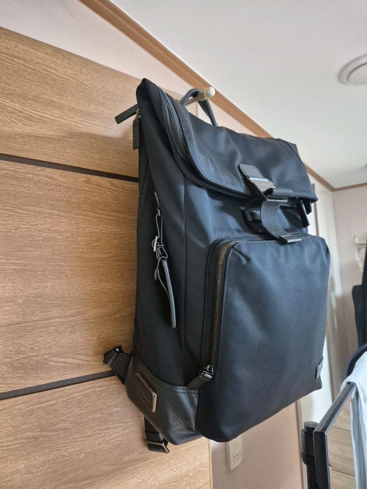 투미 해리슨 오크 롤탑--4