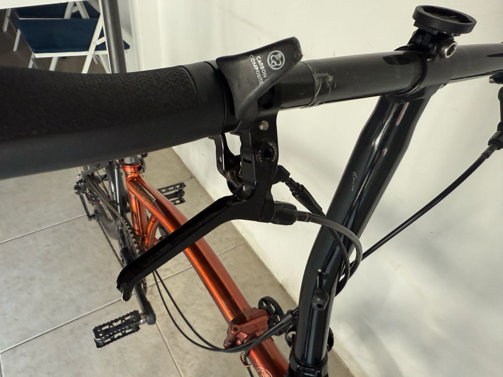 브롬톤 플레임락커 판매합니다--9