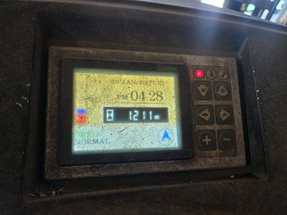 클라크1.5톤 전동지게차--3