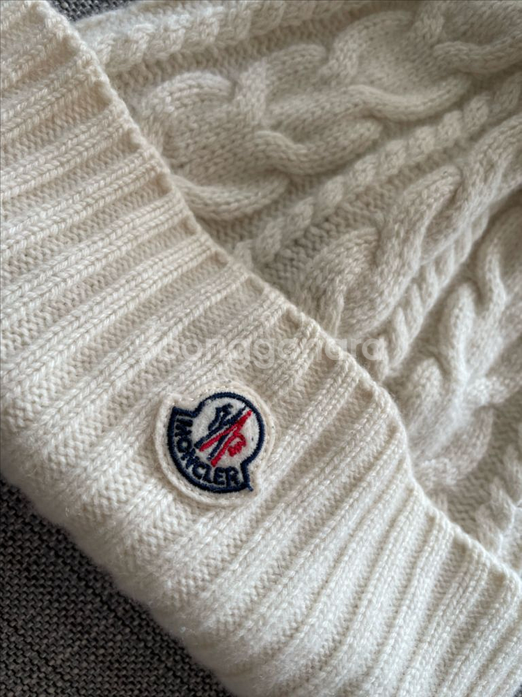 정품 몽클레어 울 폼폼 비니--1