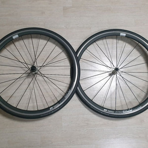 디티스위스 DT Swiss PR1600 32 림브 휠셋 팝니다.