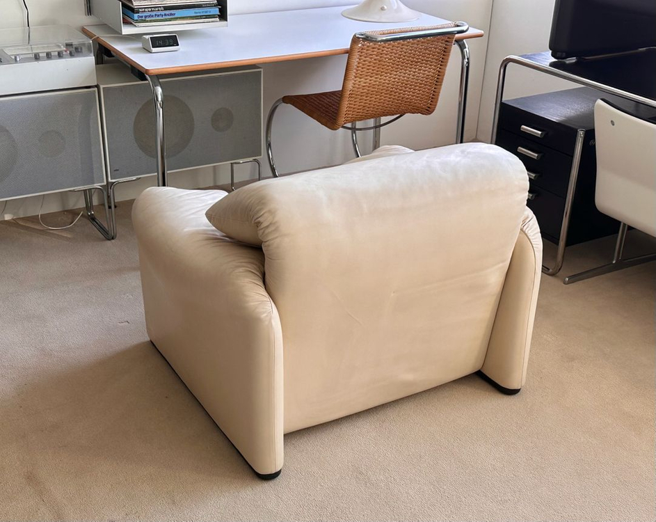 Original Cassina maralunga 까시나 마라룽가 이미지