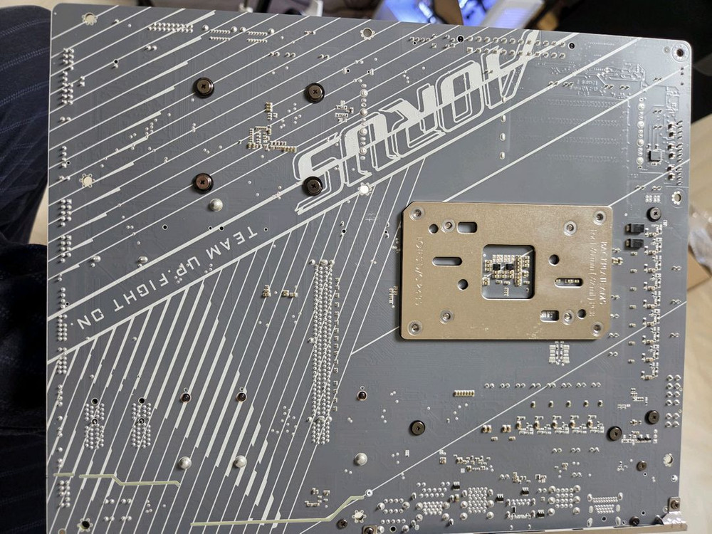 GIGABYTE B650 AORUS ELITE AX ICE 제이씨현--5