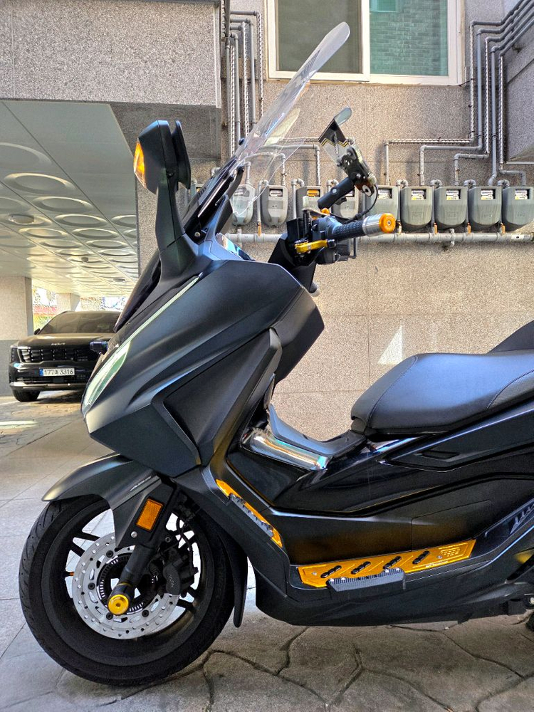 혼다 포르자350 24년식 사용검사 완료,풀튜닝,아크라구변--2