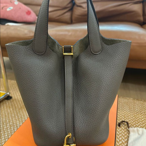 에르메스 피코탄 18 그리스 에땅