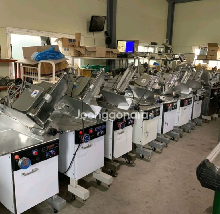 22년식 지코정육쇼케이스6자 (육절기 진공기 골절기) 이미지