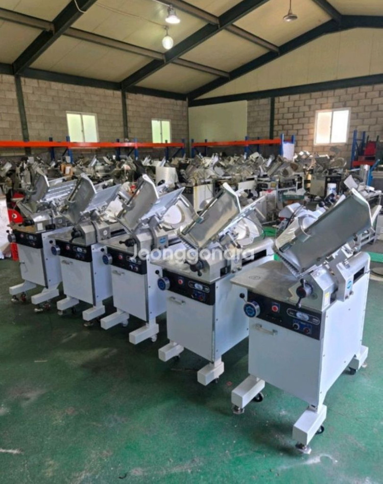 22년식 지코정육쇼케이스6자 (육절기 진공기 골절기) 이미지