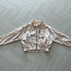 안다르 바람막이 자켓(사이즈4)