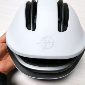 **[CRNK] 크랭크 아크 자전거헬멧 어반 L사이즈 상태좋은 헬맷 팝니다.(택포4만)**