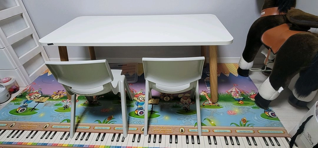 리바트 꼼므 책상1200+의자2개 이미지