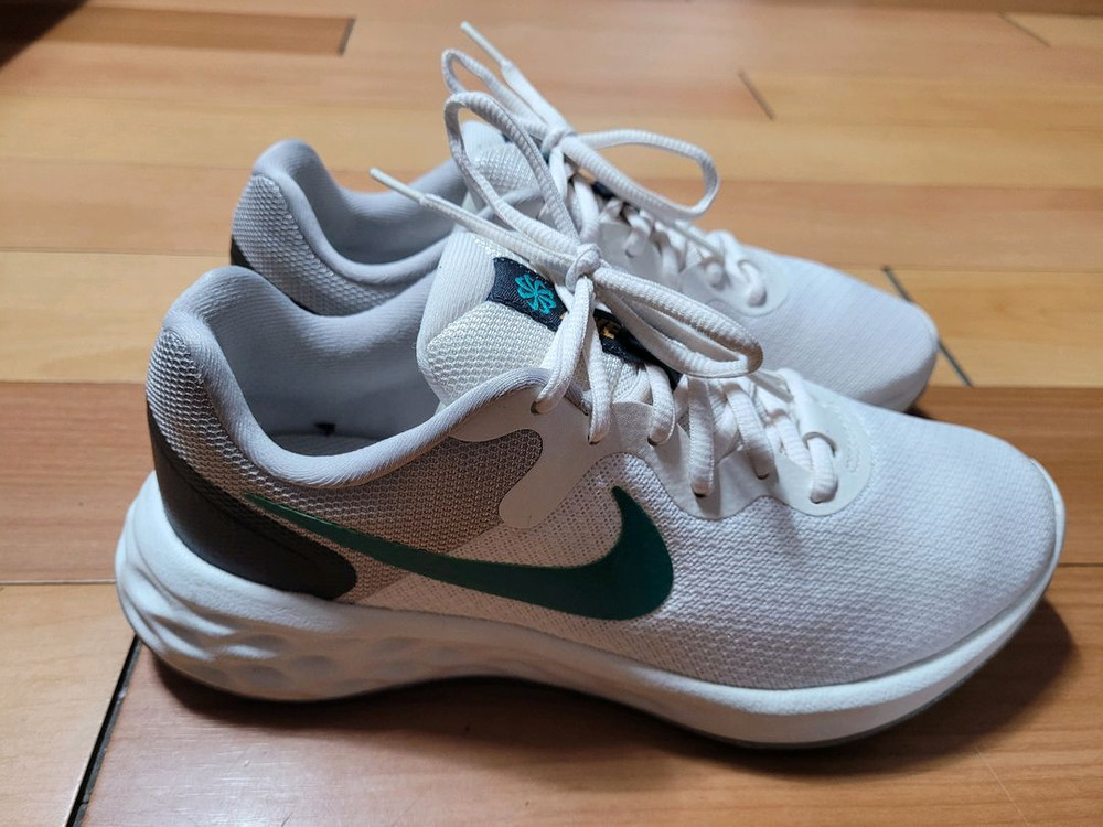 나이키 레볼루션 6 넥스트 네이처 여성 운동화(240mm)--3