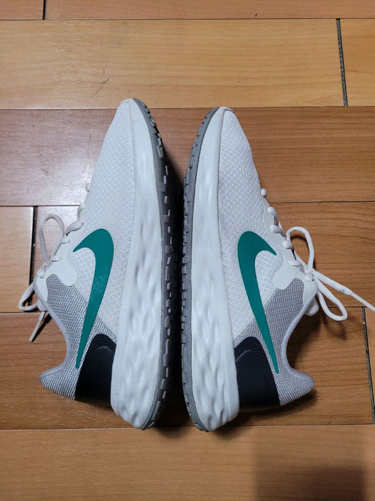 나이키 레볼루션 6 넥스트 네이처 여성 운동화(240mm)--6