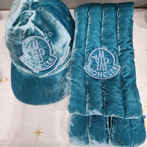 몽클레어 키즈 모자&머플러세트M 이미지