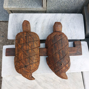 옛날 대문 빗장 - 민속품. 소품용. 골동품.