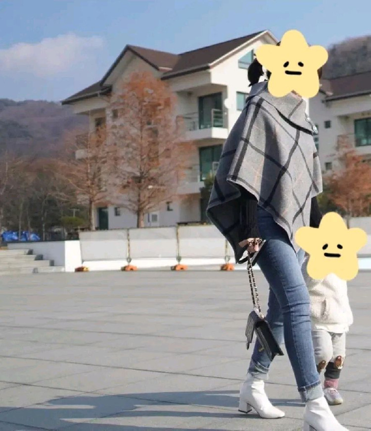 [미개봉새옷] 비비안루시 울 케이프코트 그레이--2