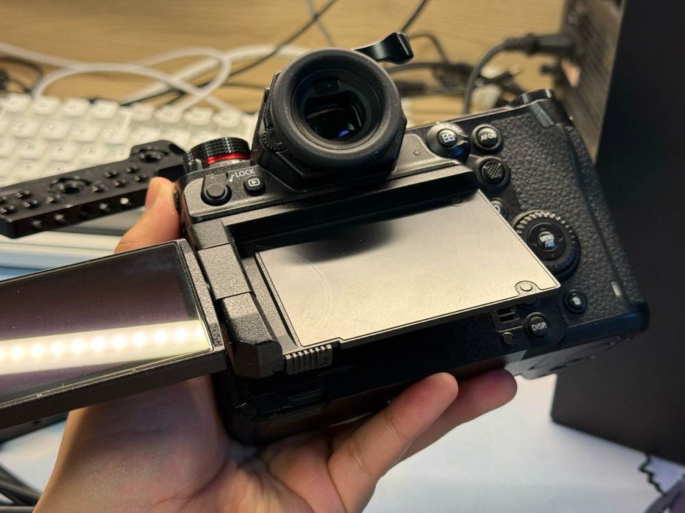 파나소닉 루믹스 S1H 미러리스 카메라 바디 시네마 카메라 풀박스 이미지