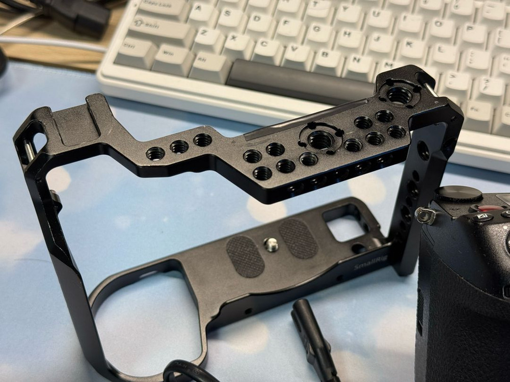 파나소닉 루믹스 S1H 미러리스 카메라 바디 시네마 카메라 풀박스 이미지