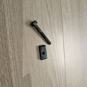 스토케 트립트랩 나사 지지대 1개씩