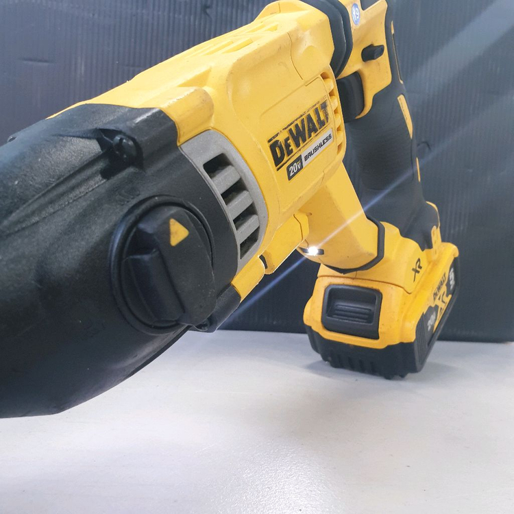 디월트 로터리함마드릴 일자형 DCH263 배터리포함 이미지