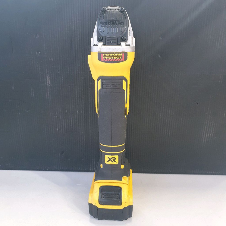 디월트 충전그라인더 DCG405 18V 5인치 배터리포함 이미지