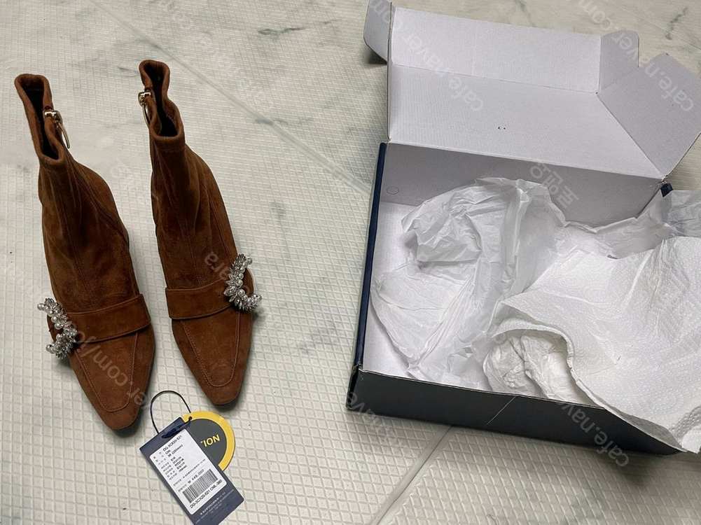 슈콤마보니 크리스탈 장식 앵클부츠(미착용)250사이즈 이미지